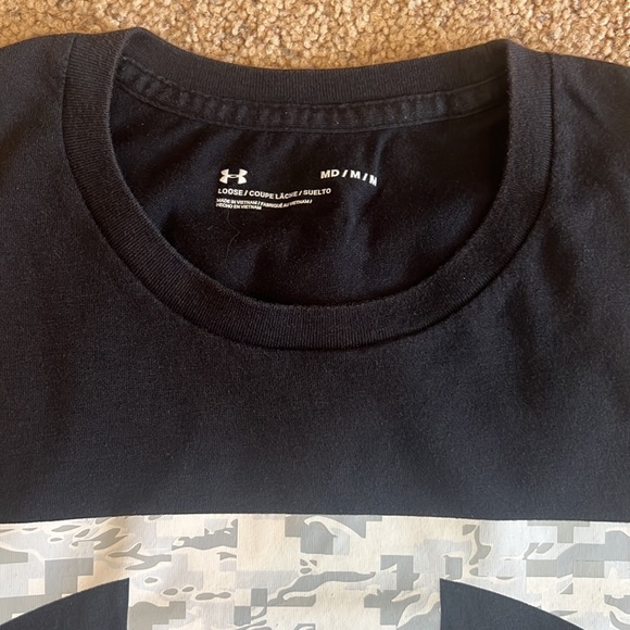 Under Armour Mens Medium T Shirt - Picture 3 of 5